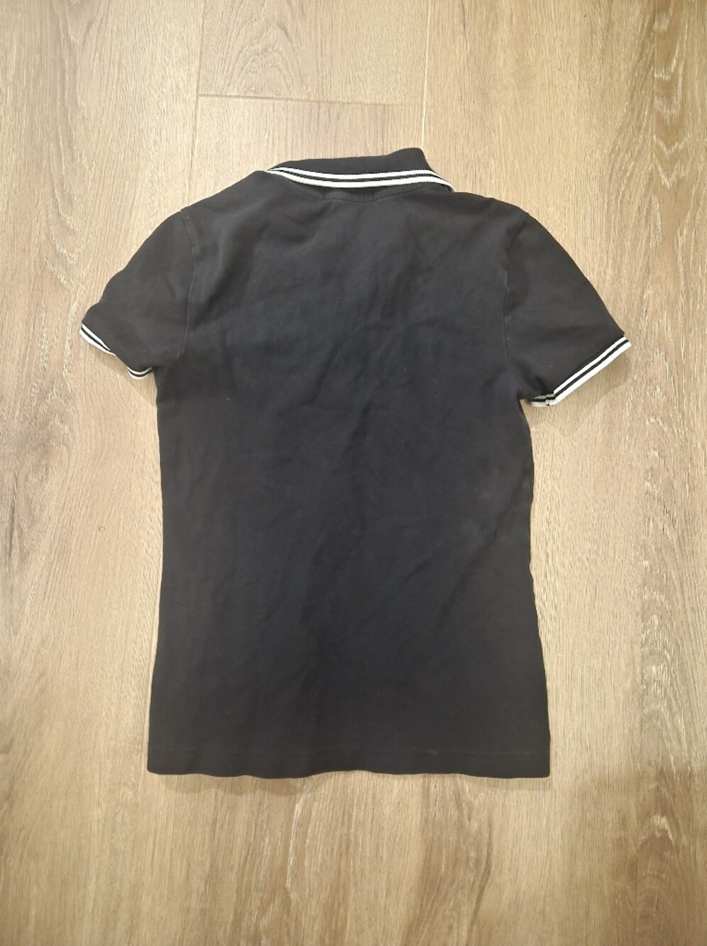 Fred Perry Black Polo with White Twin Tipping - Picture 4 of 4